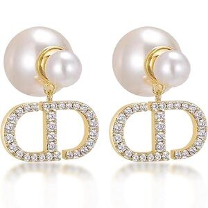 CD Pearl Gold Earrings